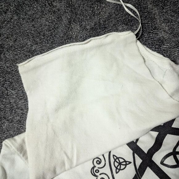 Women's Black and White Pentagram Pentacle T-shirt - Picture 4 of 4